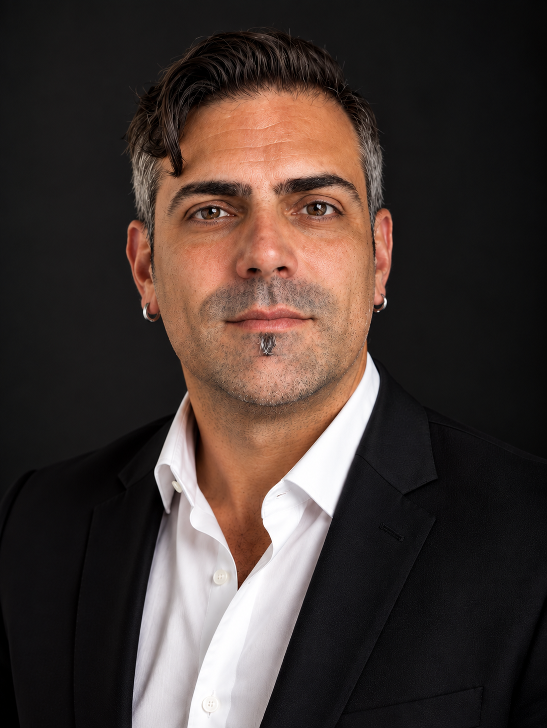 Retrato de Diego Castro, asesor de seguros en Suiza